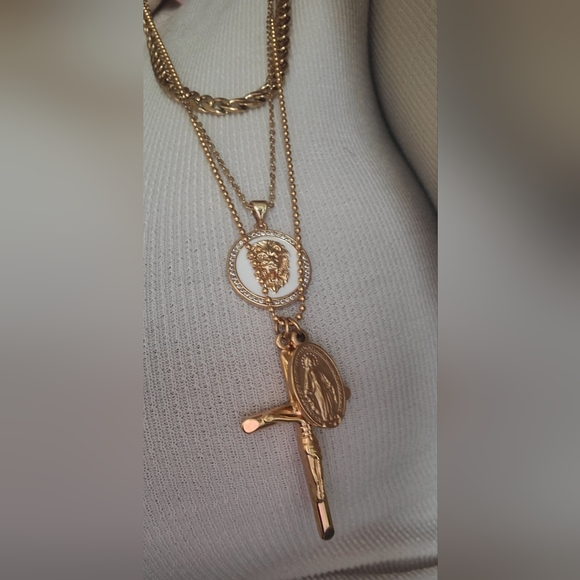 Ellie Gold Cross & Pendant Necklace - Picture 3 of 8